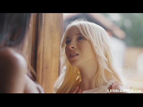 ❤️ A nena chega a casa uns meses despois e acaba comendo o coño da súa madrastra Sexo de calidade en % gl.milf300com.ru % ❌️❤